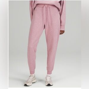 NWT Lululemon Scuba High-Rise Heathered Pink Taupe Relaxed Jogger Size 12